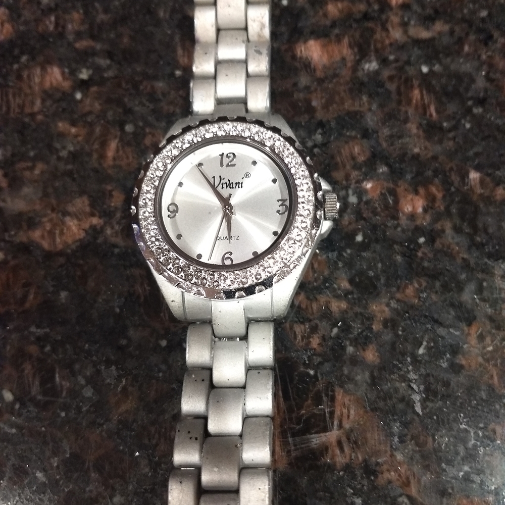 ⌚Watch - Picture 3 of 5